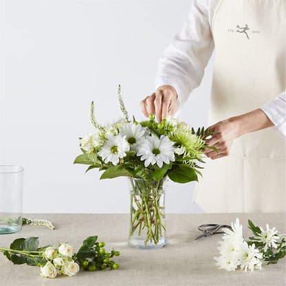 Irish Garden - A Florist Original – KAREN'S AND TINA'S FLOWERS, Newmarket ON