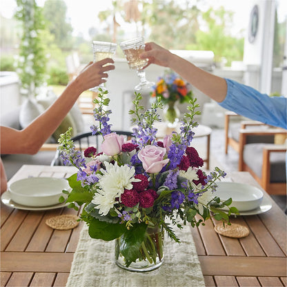 Violet Frost Bouquet – KAREN'S AND TINA'S FLOWERS, Newmarket ON