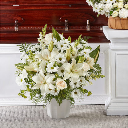 Thoughts of Tranquility Floor Basket – KAREN'S AND TINA'S FLOWERS, Newmarket ON