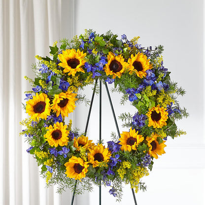 Bright Rays Wreath – KAREN'S AND TINA'S FLOWERS, Newmarket ON