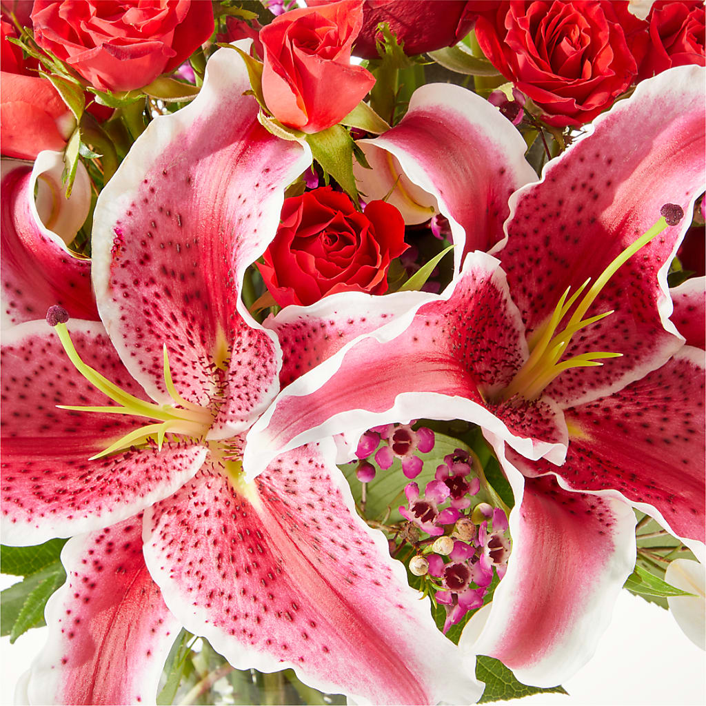 Match Made in Heaven Bouquet – KAREN'S AND TINA'S FLOWERS, Newmarket ON