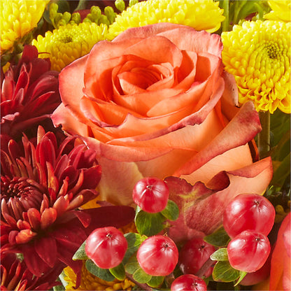 Apple Picking Bouquet – KAREN'S AND TINA'S FLOWERS, Newmarket ON