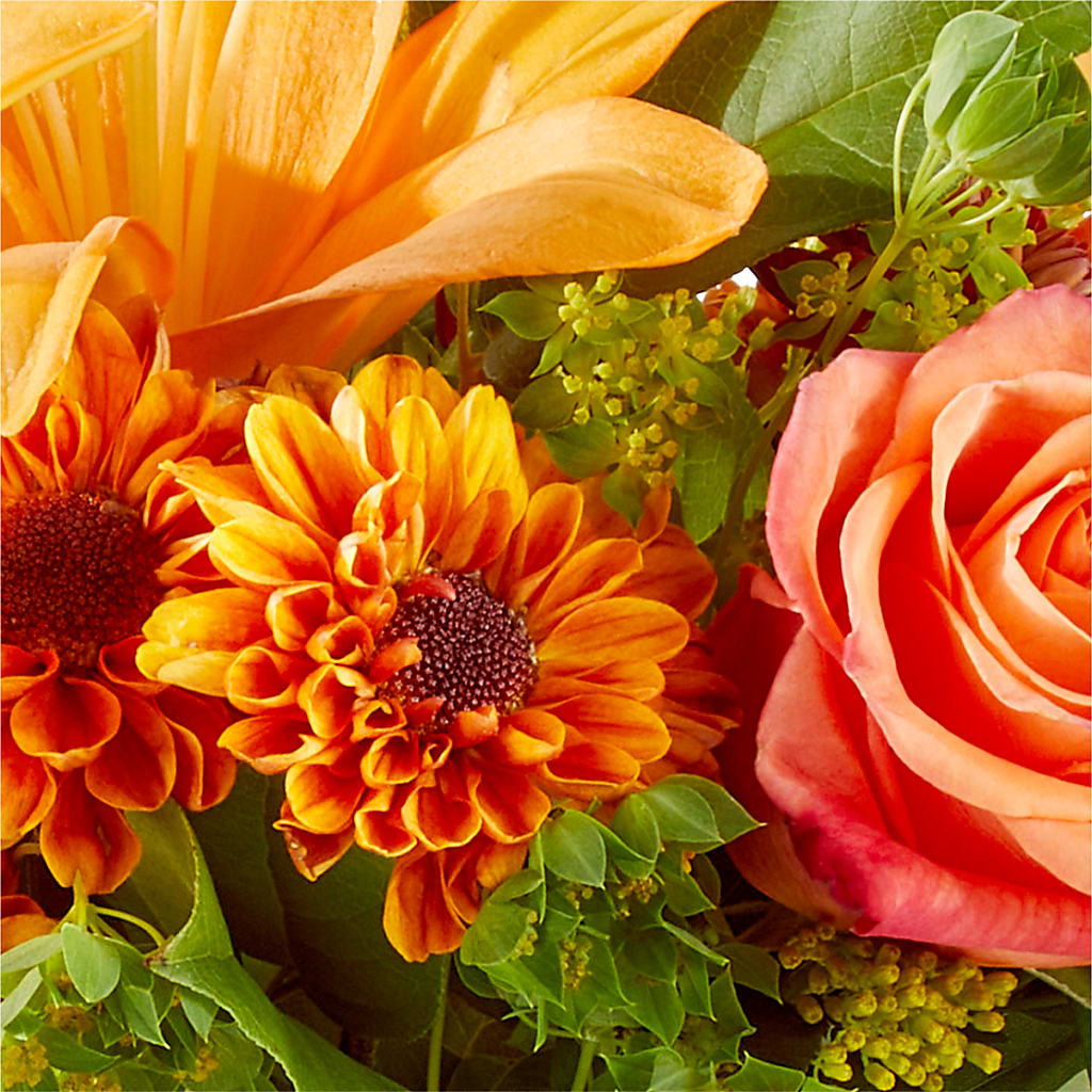Honeycrisp Bouquet – KAREN'S AND TINA'S FLOWERS, Newmarket ON