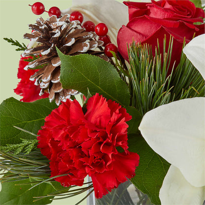 Glistening Icicles Bouquet – KAREN'S AND TINA'S FLOWERS, Newmarket ON