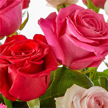 Charming Rose Bouquet – KAREN'S AND TINA'S FLOWERS, Newmarket ON