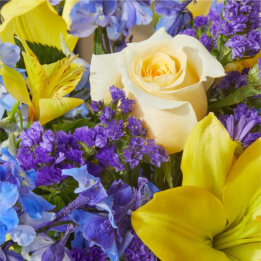 Limoncello Bouquet – KAREN'S AND TINA'S FLOWERS, Newmarket ON