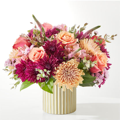 Berry Cobbler Bouquet with Ivory Vase – KAREN'S AND TINA'S FLOWERS, Newmarket ON