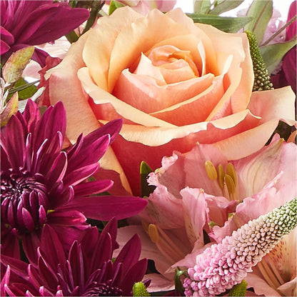 Berry Cobbler Bouquet – KAREN'S AND TINA'S FLOWERS, Newmarket ON