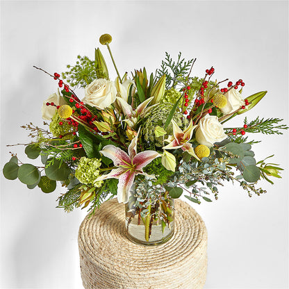 Berry & Bright Bouquet – KAREN'S AND TINA'S FLOWERS, Newmarket ON