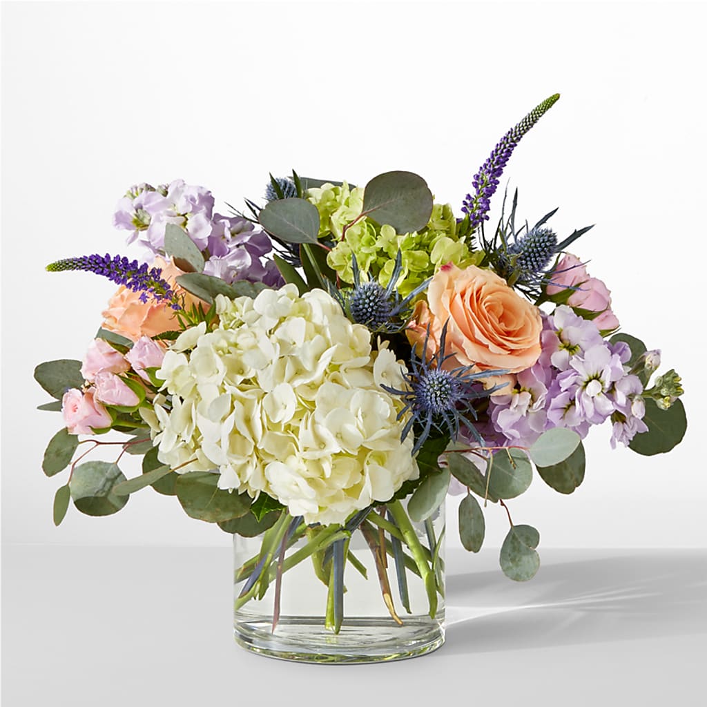 Porch Swing Bouquet – KAREN'S AND TINA'S FLOWERS, Newmarket ON