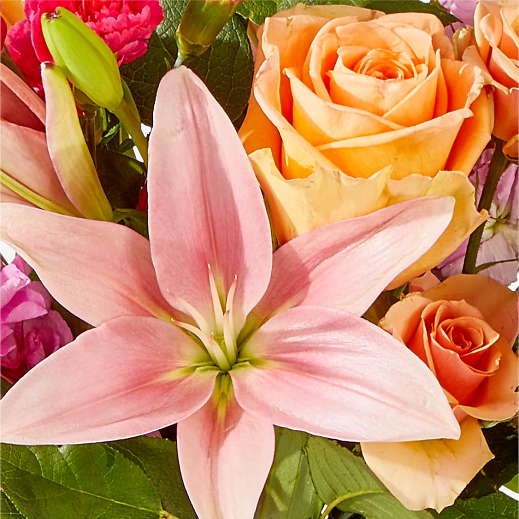 Bisous Bouquet – KAREN'S AND TINA'S FLOWERS, Newmarket ON