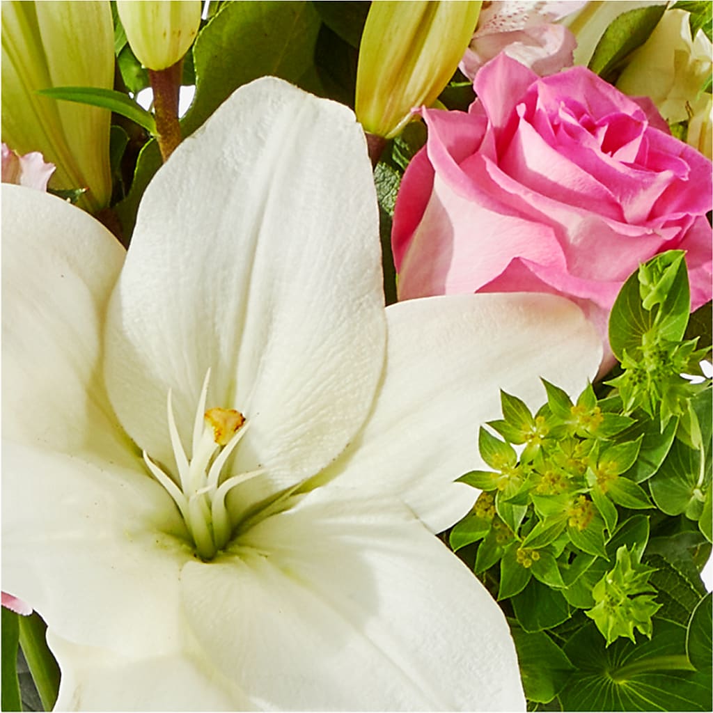 Fondly Bouquet – KAREN'S AND TINA'S FLOWERS, Newmarket ON