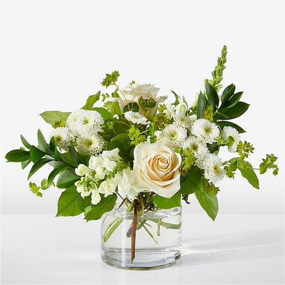 Hint of Vanilla Bouquet – KAREN'S AND TINA'S FLOWERS, Newmarket ON