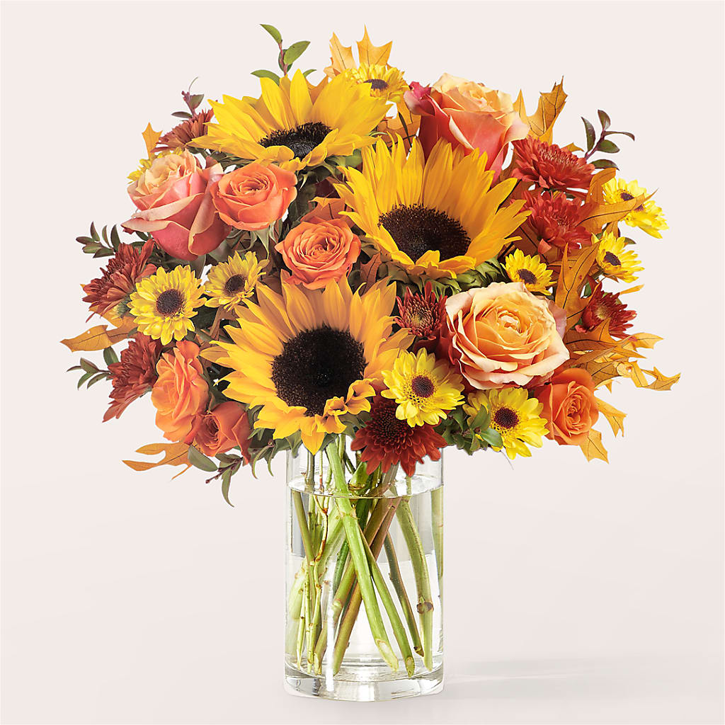 Fluttering Foliage Bouquet – KAREN'S AND TINA'S FLOWERS, Newmarket ON