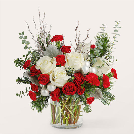 Trimming the Tree Bouquet – KAREN'S AND TINA'S FLOWERS, Newmarket ON